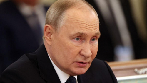 "Все свистит у виска. И секунды, и пули": Путин заявил, что россиянам нужна "движуха" (видео)